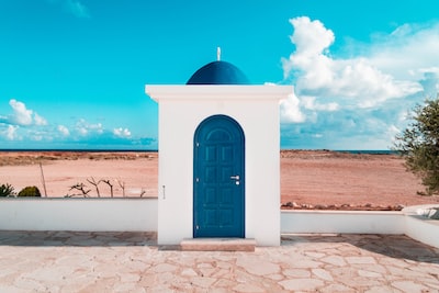minimalistic cyprus